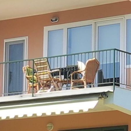 Апартаменты Casa Di Ludovica Манерба-дель-Гарда Экстерьер фото
